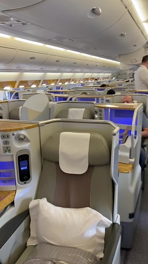 Toronto to Dubai fly with @Emirates #flyemirates #burjkhalifa #burjalarab #thepalmjumeirah #driftbeachdubai