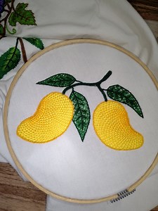 Hermosa puntada para bordar mangos 🥭 #bordado #embroidery #bordar #bordadosfinos #floresbordadas #bordadora #bordadomexicano #bordadosfantasia #bordadosparaservilletas #bordandosueños | Bordando Sueños