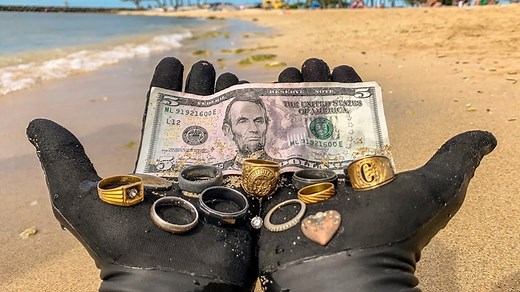 I went underwater metal detecting in Hawaii and found 9 wedding rings! 💍💲 | D ALL MY D