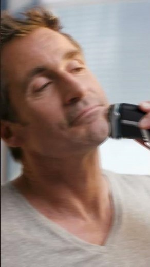 PHILIPS NORELCO SHAVER 3800