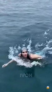 9.9M views · 75K reactions | Rekaman Amatir Putri Duyung / Amateur Footage of a Mermaid. #viralvideoシ #reelsvideo #mermaid #usa #AI | Ivon Muhamad | Facebook