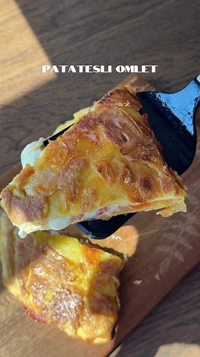 Patatesli Omlet Tarifi – Pratik Kahvaltılık Omlet (Kolay)