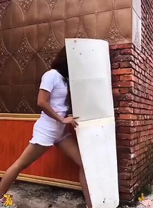 Stop using bricks or use wall stickers that are both beautiful and cheap | Daniel 222