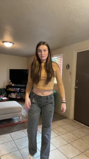 If you see my butt crack no you didn’t