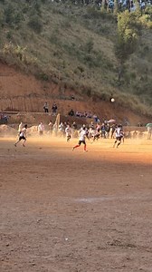 Ncaws pob nyob tshav pob dawm cua | Ntxawg Lauj