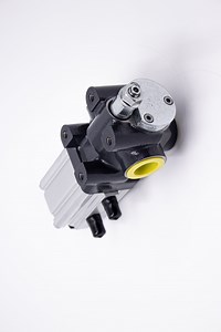 [Hot Item] High Quantity Dump Truck Small Flow Direction Control Valve Mqhf34-E15L