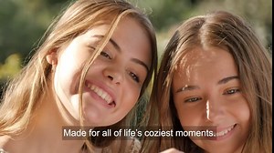 Best Friend Blanket - Bestie Blanket Bundle with Friendship Bracelet - BFF Gift for Women - Soft Personalized Throw Blanket - Cute Sentimental Bestfriend Stuff - Female Bestie Gifts for Woman and Teen