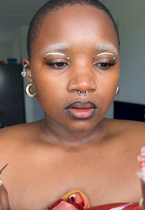 Quick 10–15 Minute Office Makeup Routine