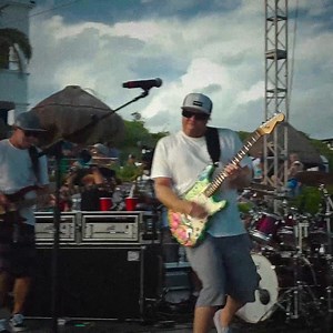 Are you ready to get Slightly Dirty, Phoenix? ☀️ Dirty Heads & Slightly Stoopid take over our stage with Common Kings and The Elovaters on August 25! 🎟️ Get your tickets today: https://livemu.sc/3YpRbV2 | Talking Stick Resort Amphitheatre