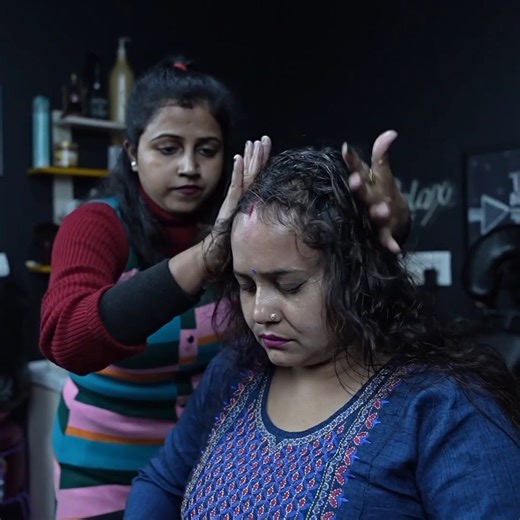 3.9K views · 147 reactions | Head Massage For Female #ladybarber #femalemassage #relaxingmassage | Home ASMR clinic | Facebook