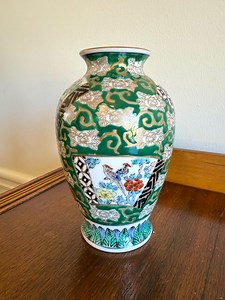 Vintage Satsuma Ware Vase in Green, Gold and Black, Japanese Hand Painted Gold Imari 7" - Etsy