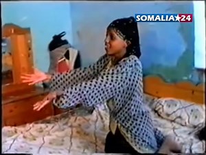 Ajakis & tuug mxaa kala qabsaday.... | Somalia comedy show | Facebook