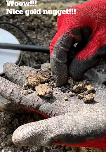 Our search continues! The finds are pleasing! #metaldetecting #gold #goldprospecting #goldnuggets