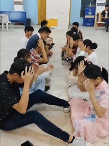 Nais mo bang gawing mas engaging at masaya ang therapy sessions para sa mga kabataan? 🎮✨ Therapy Games for Teens Files ang sagot sa'yo! Matutuklasan mo rito ang iba't ibang team-building activities 👫, mindfulness at relaxation games 🧘‍♂️, at coping skills role-playing para mas matutunan ng teens ang pagharap sa stress 💪. May mga games din para sa social skills development 🤝, conflict resolution 🛑, at active listening 🗣️ upang mapalakas ang kanilang kakayahan sa pakikipag-ugnayan. Bukod di