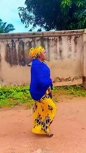 A special visit to a colleague’s restaurant for a free lunch. #FoodLovers #SupportLocal #FreeLunch #GoodVibesOnly #TasteOfJoy #queenseeyat | Shamsiya Hassan Yaji