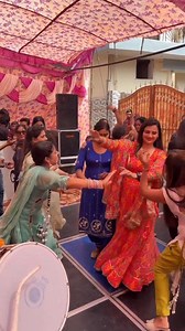 16K views · 724 reactions | Tera Yaar Bolda #parulkhatri #dance #sonusoni #somiabhati #ritutehlan #poonamdeswal #jaat_nia #nishasehrawat #Ramanjeetkaur | Parul Khatri | Facebook