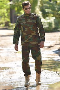 [Hot Item] Outdoor Wholesale Tactical Acu Uniform Camouflage Uniform