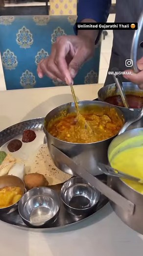 Unlimited Gujarathi Thali at Thakurji Nashik | Mi_nashikkar_