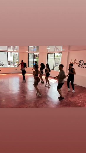 Bailoteo !!! 💃 🕺 #Ojala | Olga Tañón oficial