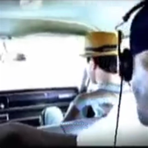 EARLY 90s Vibes Only Post Fly - Sugar Ray #90sPopVibes #RetroPopHits #ThrowbackTunes #90sMusicMagic #PopIconsOfThe90s #NostalgicPop #90sChartToppers #PopLegends90s #RetroPopClassics #BackToThe90s #VintagePopMusic #90sPopCulture | Retrospect 90s 00s