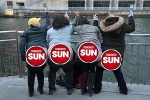 Donald Trump demonstrations hit rock-bottom as bottomless protesters moon Chicago's Trump Tower