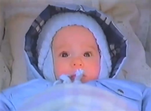 🚫On June 16, 1989 “Ghostbusters II” was released in theaters! Directed by Ivan Reitman and written by Dan Aykroyd and Harold Ramis. The film stars Bill Murray, Aykroyd, Sigourney Weaver, Ramis, Rick Moranis, Ernie Hudson, and Annie Potts. It also features Peter MacNicol, Kurt Fuller, David Margulies, and Wilhelm von Homburg as Vigo the Carpathian (voiced by Max von Sydow). Set five years after the events of the first film, the Ghostbusters have been sued and put out of business after the destru