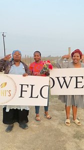 8.2K views · 304 reactions | 殺We sell all kinds of flowers ke nono 殺珞: ❤️For weddings ❤️Funerals ❤️Special events They deliver everywhere in SA If you are around Bizana, delivery is FREE Contact Athini at 0737890030/0681596452 | Fezzy Fezz | Facebook