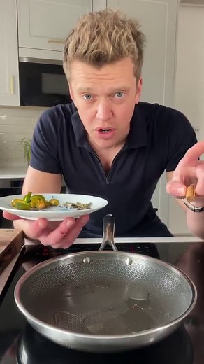 52 reactions · 17 shares | Sri Lanka inspired prawn curry. When it...