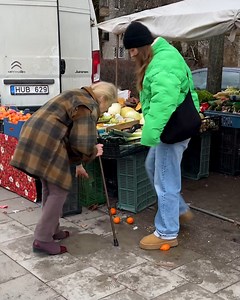 A Good Samaritan Assists an Elderly Woman | Street Belle Fashion