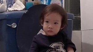 Chinese Lullaby During Potty Time!