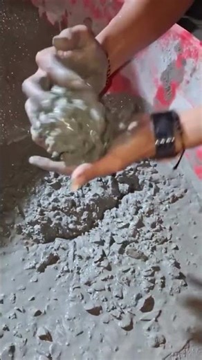 Beton SCC (Self Compacting Concrete) – Beton Canggih yang Bisa Memadat Sendiri Tanpa Vibrator!