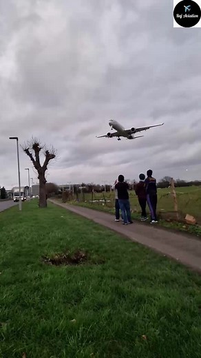 2.3K views · 42 reactions | Virgin Atlantic Airlines ( Airbus A350-1041 ) ✈️...... #Virginia #airplane #flying #flight #viralreels | Raj Aviation | Facebook