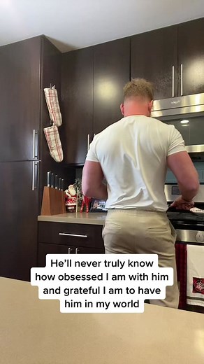 Koaty and Sumner Blayne (@koatysum)’s videos with Every Kind Of Way - H.E.R.