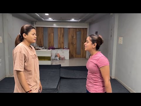 Leena VS Anjali cat fight (part-2)