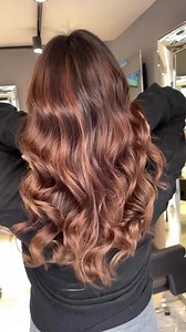 11 reactions · 16 shares | Questi capelli urlano MORBIDEZZA! Tutto merito dei trattamenti #SystemProfessional 朗 Vieni a scoprire quello più adatto a te nei nostri saloni, ti aspettiamo  | System Professional | Facebook