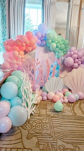 Mermaid magic 🫧 All you need for an under the sea themed party! Shop mermaid foils and balloon displays only today to create your mermaid party 🧜‍♀️ | Bubblegum Balloons
