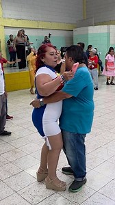 1M views · 2.8K reactions | Joselito moviendo el cuchumbo #reelsviralシ #reelsfypシ #viralreelsfacebook #Cachiporristas #reels #baile #bastoneras #virals #viral #ElSalvador | Sam Arevalo | Facebook