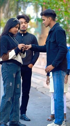 Ab aa gye na line pe😍🤣 #love #loveshorts #couple #shorts #trendingshorts