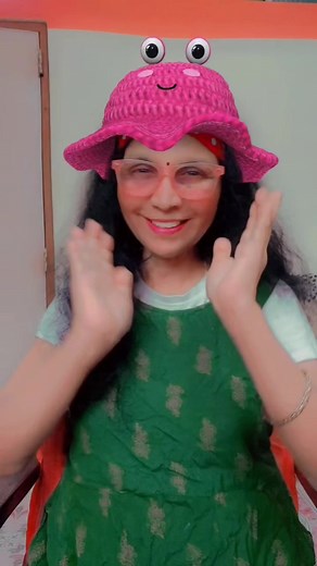 18 reactions | ILU ILU KYA HAI ❤️❤️ #trending Kavita krishnamurti, Kavita's Style Follow | Kavita's Style | Facebook