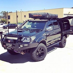 Another tough looking Toyota Hilux. It’s fitted with our Boss 2 door canopy, flatbed tray, under tray drawer, under body boxes, roof rack, rear ladder, adjustable spare wheel holder, clearveiw drop slide, twin drawer system, adjustable shelving, mesh divider walls, central locking, led lights, 12 volt system with fuse box, multiple 12volt sockets, dual battery powered by a @redarc_electronics BMS1230. If you'd like more information on this build or others send us an email at sales@bossluminium.c