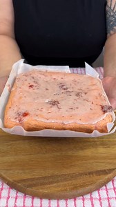 4.3K views · 41 reactions | Easy and delicious! This strawberry treat is perfect for a picnic  | Kells Kitchen | Facebook