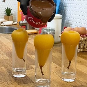 5.5M views · 34K reactions | Doce choco-pêra! Uma sobremesa perfeita e uma explosão de sabores! ;) | Chefclub Brasil | Facebook