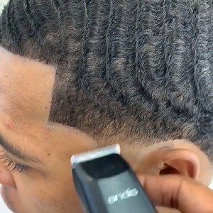 Small but mighty. 💪 @wil_barber is putting on the finishing touches with the CTX Clipper/Trimmer. bit.ly/INTCTXClipperTrimmer #AndisUK | Andis Company