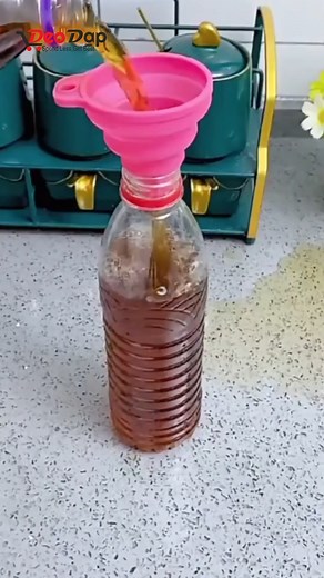 0828 FLEXIBLE SILICONE FOLDABLE KITCHEN FUNNEL FOR LIQUID / POWDER TRANSFER HOPPER FOOD (SMALL) SKU 0828_sili_foldable_funnel_small Rs. 13.00 call on this number : 9624666631 visit our website : https://deodap.com/collections/all-hot-selling #DropShipping #DeoDap #ecommerce #marketing #wholesale #market #trends #business #ProfitGuaranteed #household | DeoDap