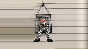 Watch Halloween Animatronics Motion Sensor Hanging Skeleton Decoration Halloween Props on Amazon Live