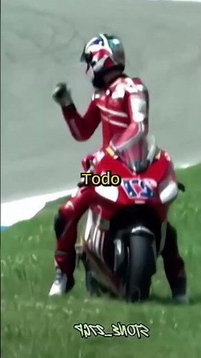 Stoner perdió una victoria segura 😳 #MotoGP #Stoner #Shorts #Motociclismo