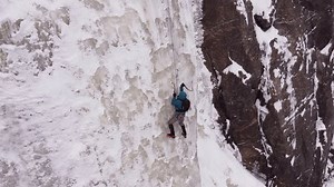 Zwei Klettereis in Kanada: Stockvideos & Filmmaterial (100 % lizenzfrei) 1105828693 | Shutterstock
