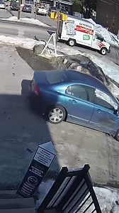 Moment staff protect kidnapped woman escaping ex-boyfriend #kidnapped #escape #viral | The Sun Men