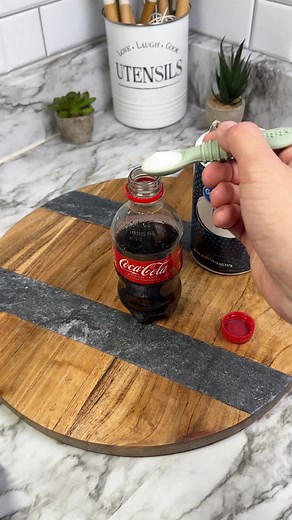 Just add salt to Coca-Cola and say goodbye to this problem forever! 😱#cleaning #homehacks #lifehacks