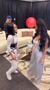 32K views · 1K reactions | love this friendship  @iambeckyg & @nattinatasha #laduradelasduras #fyp #iambeckyg #nattinatasha #foryou #beckyg #beasters #latina #malasanta | Becky G Fans | Facebook
